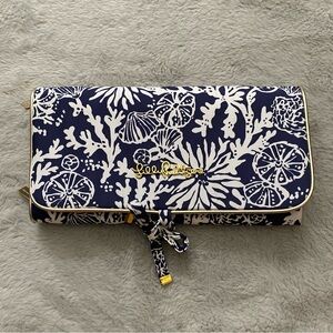 Lilly Pulitzer "On a Roll" Jewelry Pouch Navy and White Coral Seashell Print